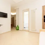 Lägenhet Casa Torre Di Specchio Con Piscina *