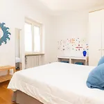 Lägenhet Casa Torre Di Specchio Con Piscina