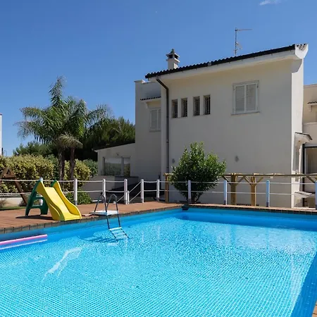 Апартаменты Casa Torre Di Specchio Con Piscina