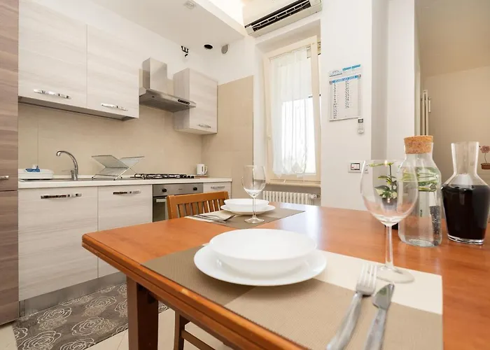 Casa Torre Di Specchio Con Piscina בארי